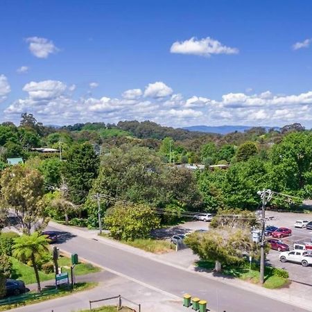 Centre Of Town - Great Views Apartment Monbulk Luaran gambar